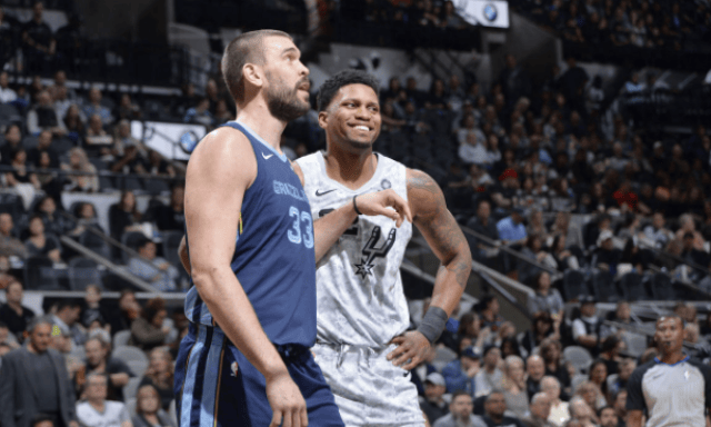 他们在接下 他们在接下