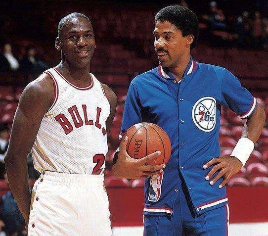 他在防守端 他在防守端