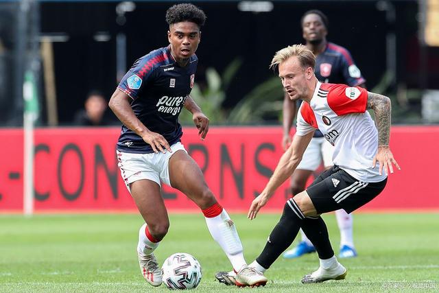 矛盾的背景 矛盾的背景